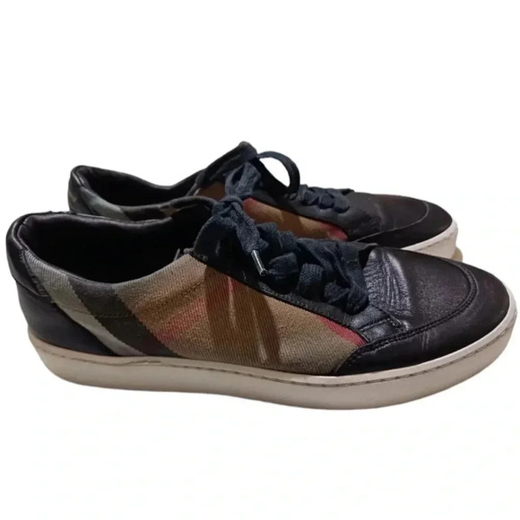 Burberry women’s shoes size 38 - Picture 5 of 12